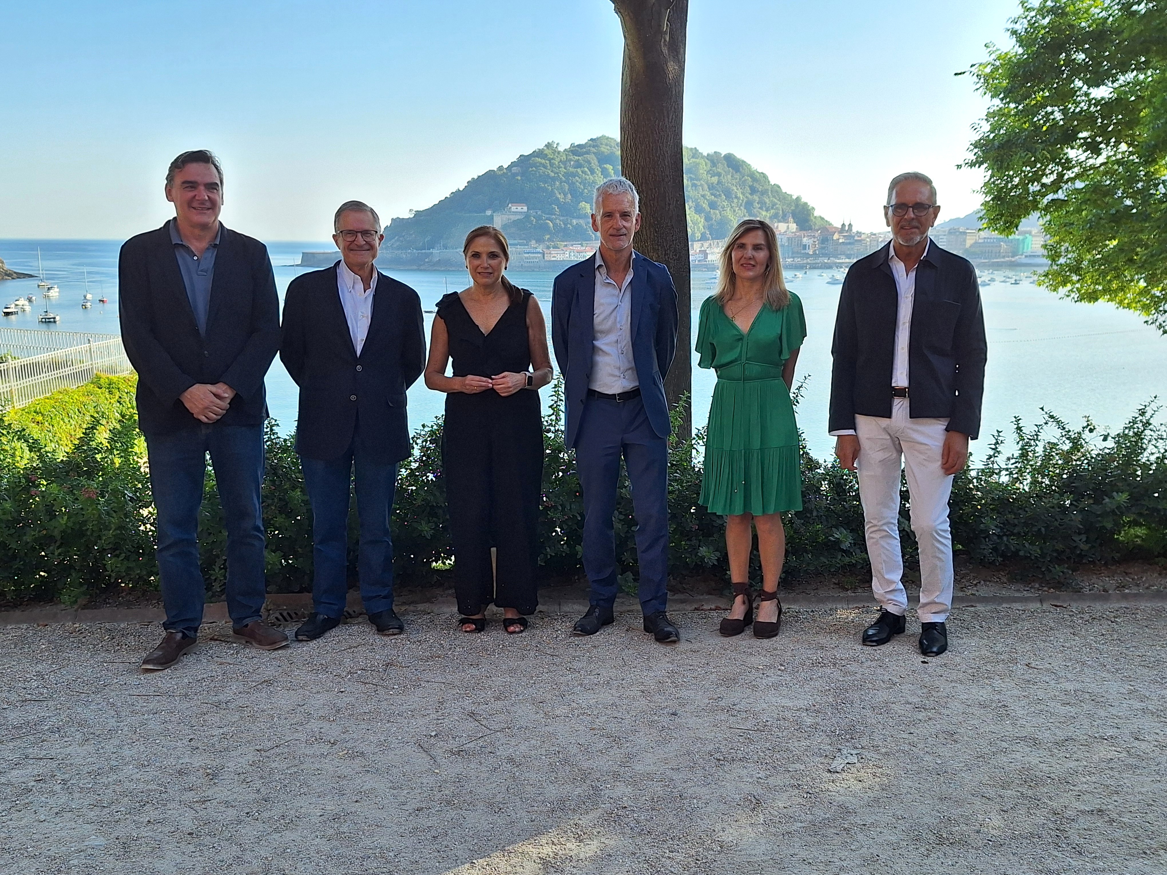 Txema Bastos, José Luis de la Cuesta,María Jesús Carmen San José, Iñaki Subijana, Mercedes Bautista, Fernando Álvarez 