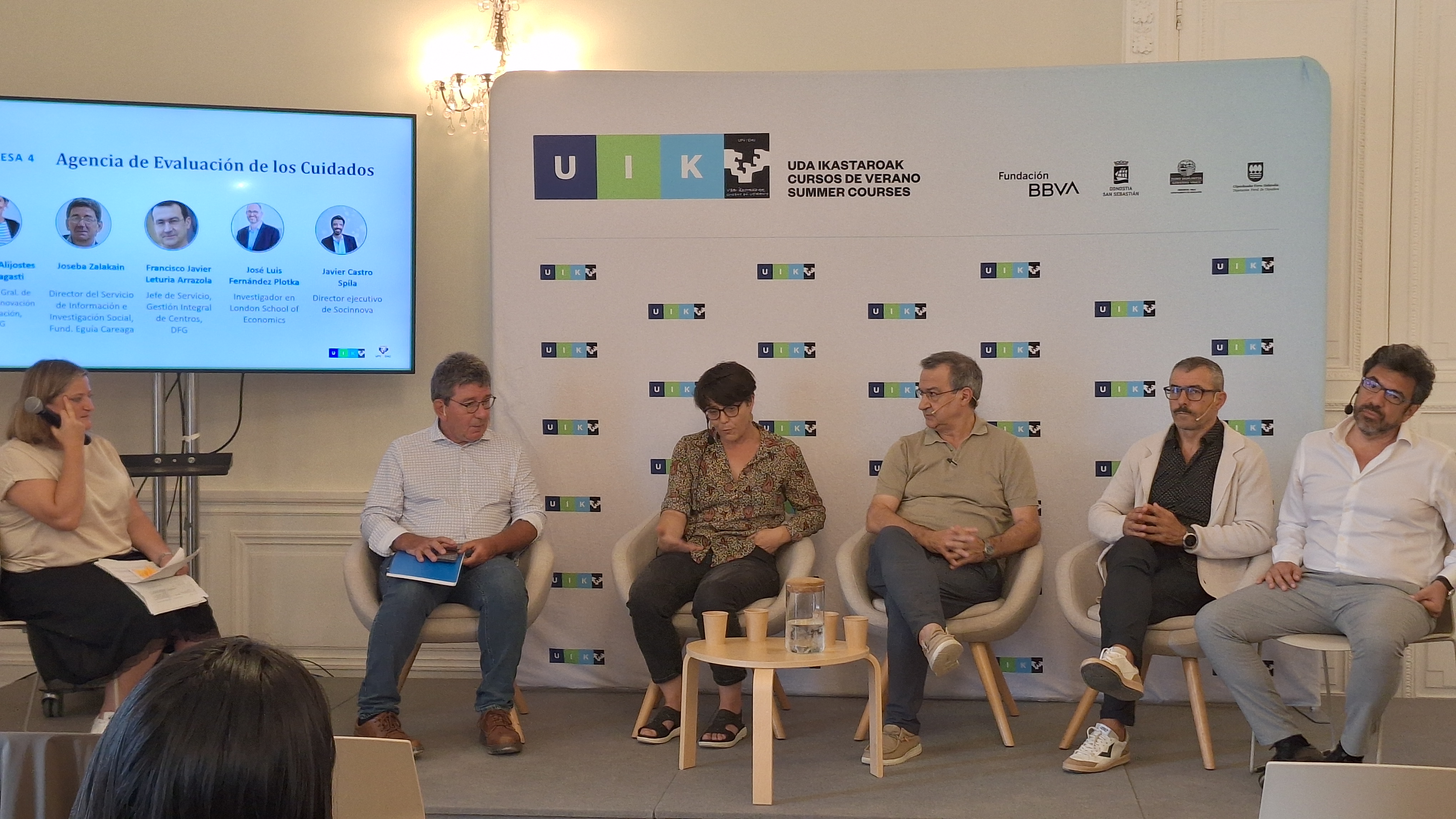Mesa redonda 5